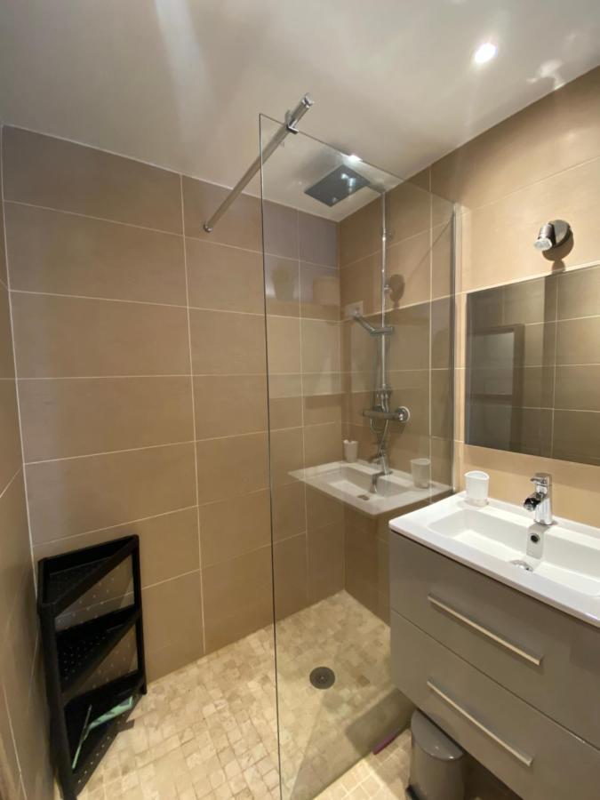 Agreable Studio Proche Sttropez Piscine Et Tennis Gassin Εξωτερικό φωτογραφία